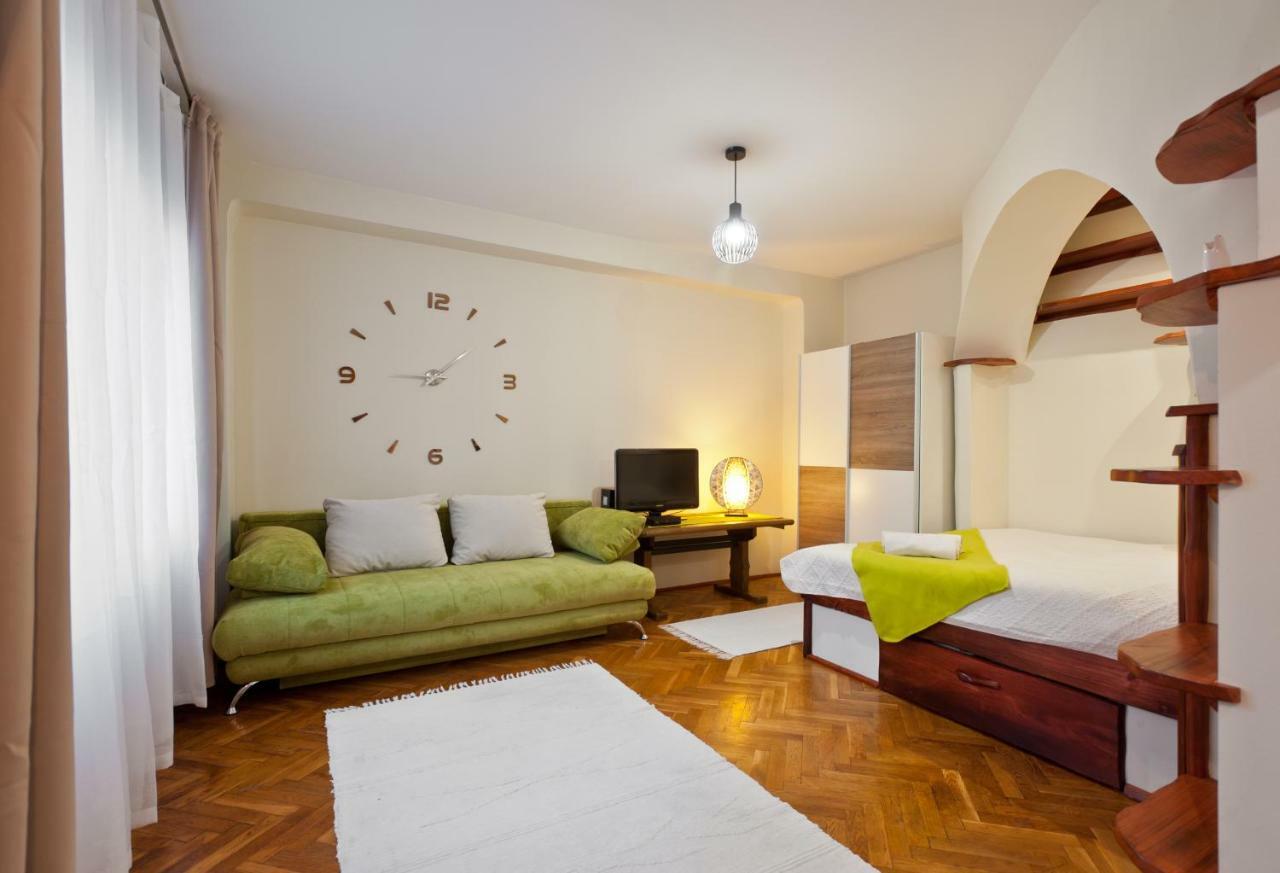 Green Apartment Budapest Ngoại thất bức ảnh